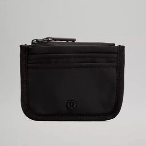 Lululemon True Identity Card Case in Black